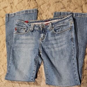 Vanity Light Blue Jeans